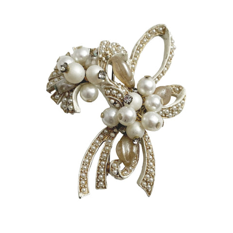Coro White & Pearl Floral Brooch
