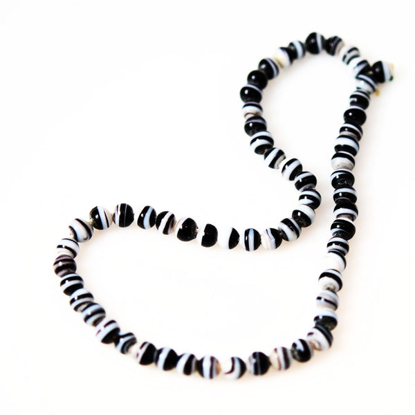Antique Black & White African Trade Beads – Estate Beads & Jewelry