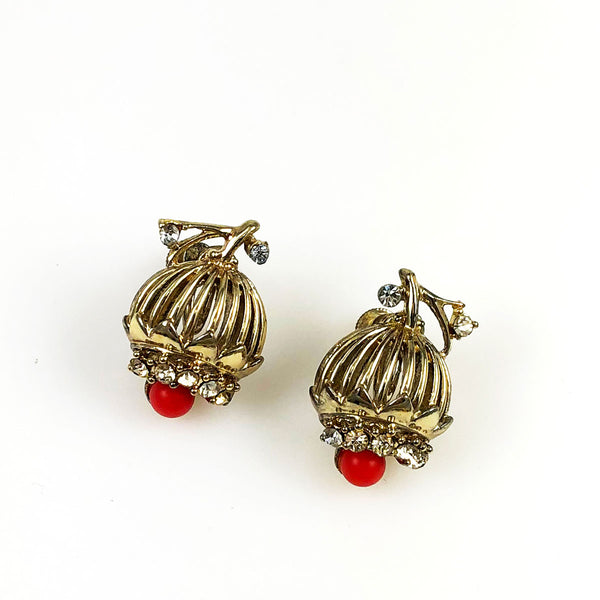 Coro jewelry sales screw back earrings