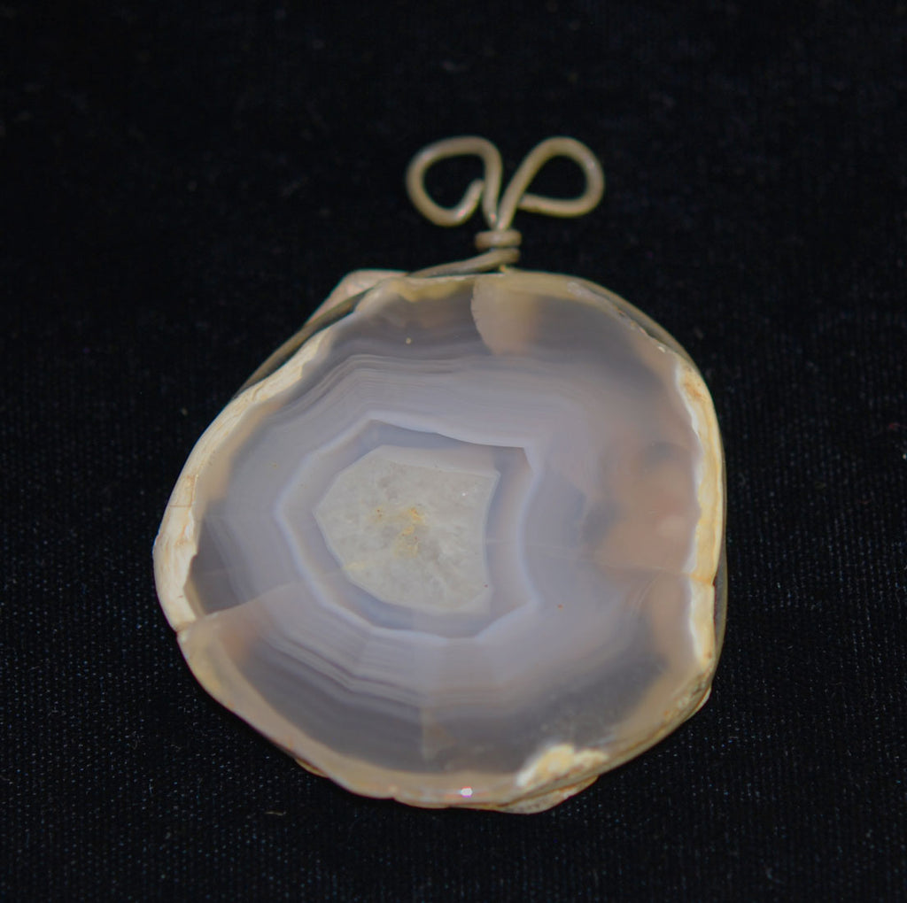 Agate slice pendant deals
