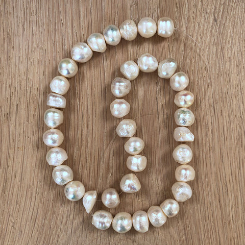 thumbnail image 2 of Natural Freshwater Cultured White Baroque Pearl Loose Bead - 14.5mm, Center-Drilled, Nickel-Free 2 of 6