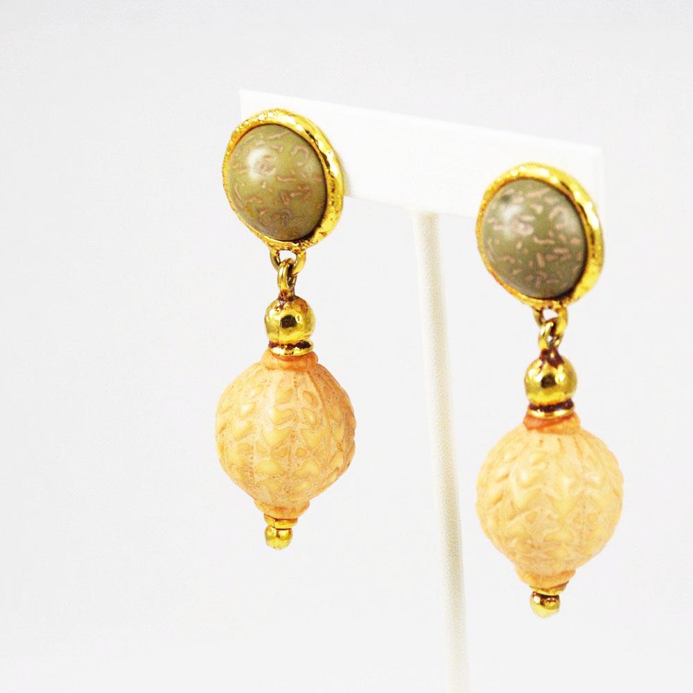 Ben-Amun Resin Drop Clip On Earrings Vintage