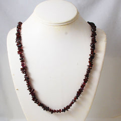 Garnet Chip Bead Necklace Vintage