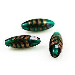 Green Lamp Work Feather Beads (3)