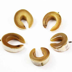 Golden Horn Horseshoe Pendants - Lucky Amulets