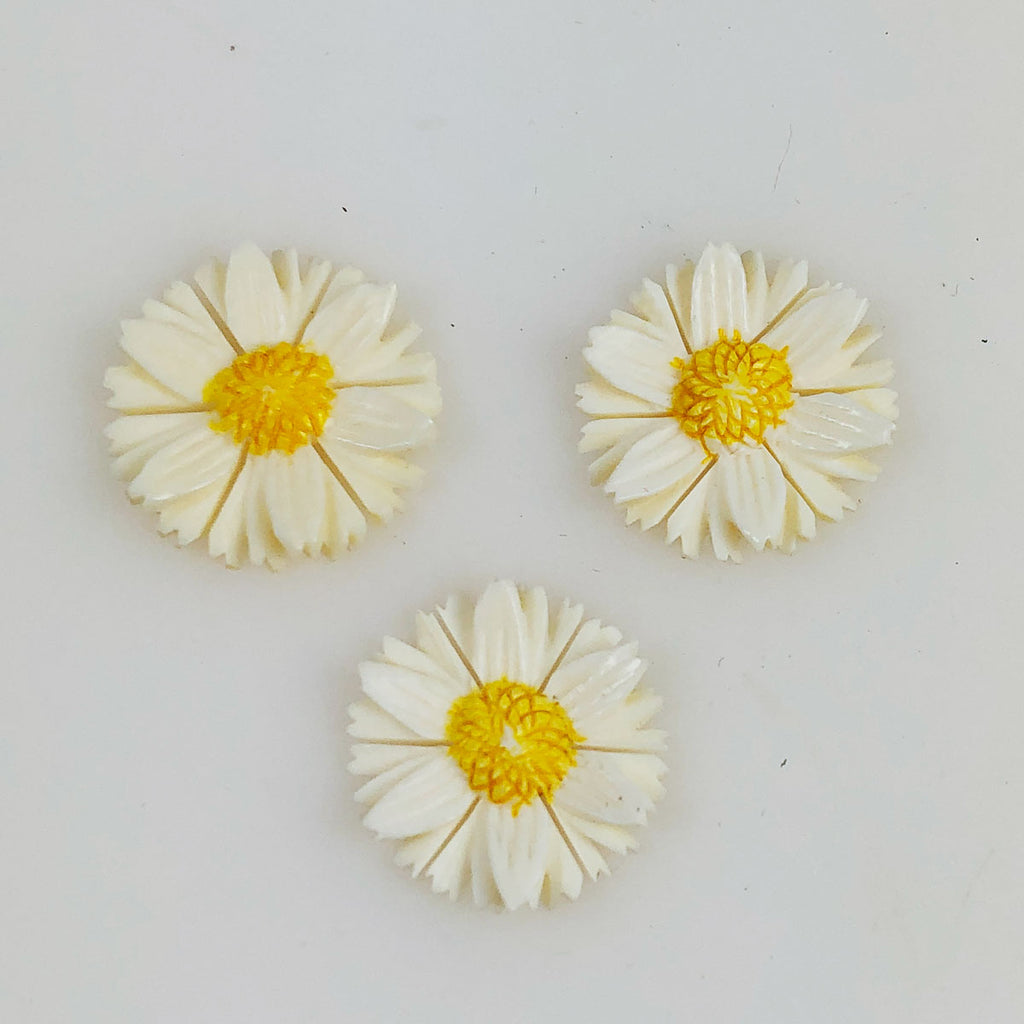 VIntage carved daisy cabochons