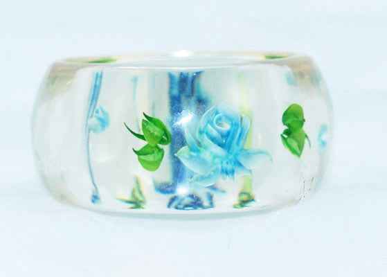 Bracelet en Résine Lucite Incrusté pour la Fête Bracelet en Résine Lucite Incrusté pour la Fête