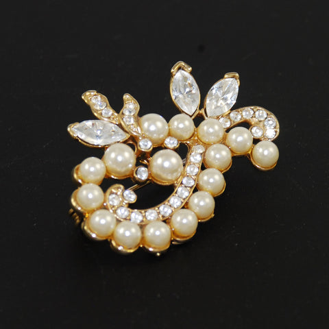 Pearl and Rhinestone Gold Pin Brooch Vintage