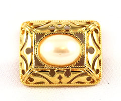 Richelieu Pearl Gold Tone Brooch Vintage