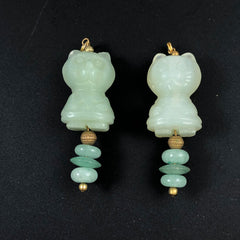Carved Serpentine Cat Pendant Bead - Vintage
